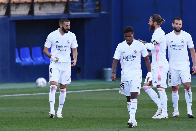 Karim Benzema (left)