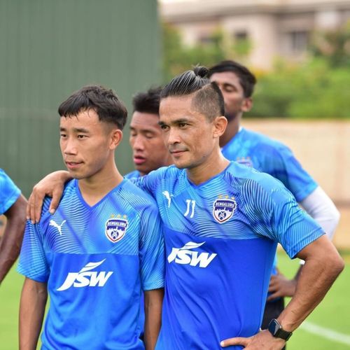 Bengaluru FC's recruit from RFYC Thoi Singh with Sunil Chhetri.