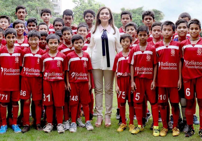 Nita Ambani with RFYC athletes.