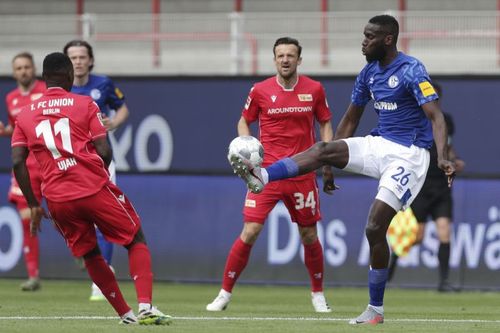 Union Berlin in action against Schalke 04