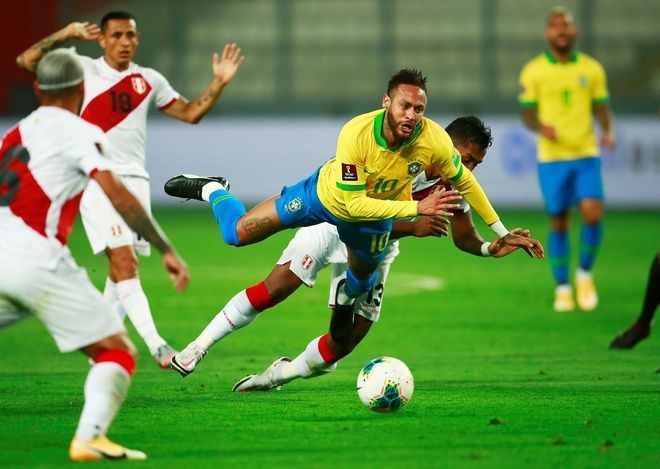 Peru lost the plot against Brazil in the final few minutes.