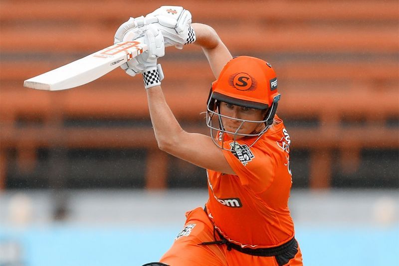 Beth Mooney in action. [perthscorchers.com.au]