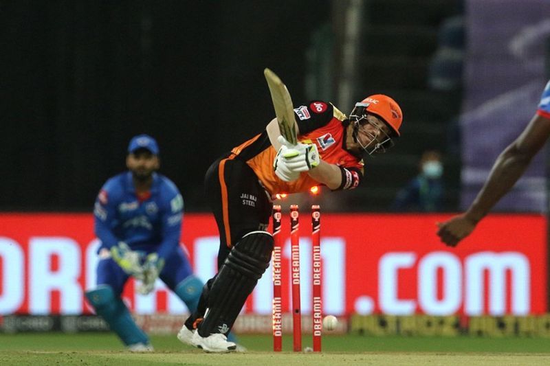 SRH captain Warner&#039;s dismissal severely dented SRH&#039;s chances in the game. [PC: iplt20.com]