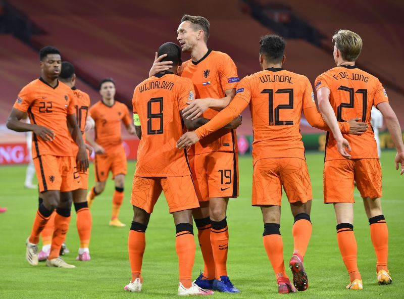 The Netherlands beat Bosnia and Herzegovina comfortably