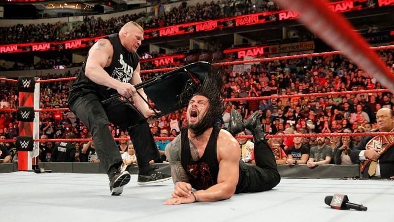 WWE सुपरस्टार ब्रॉक लैसनर और रोमन रेंस