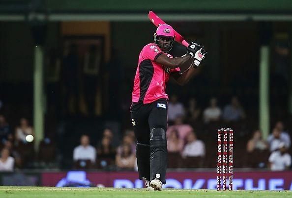Carlos Brathwaite has re-signed by the Sydney Sixers.