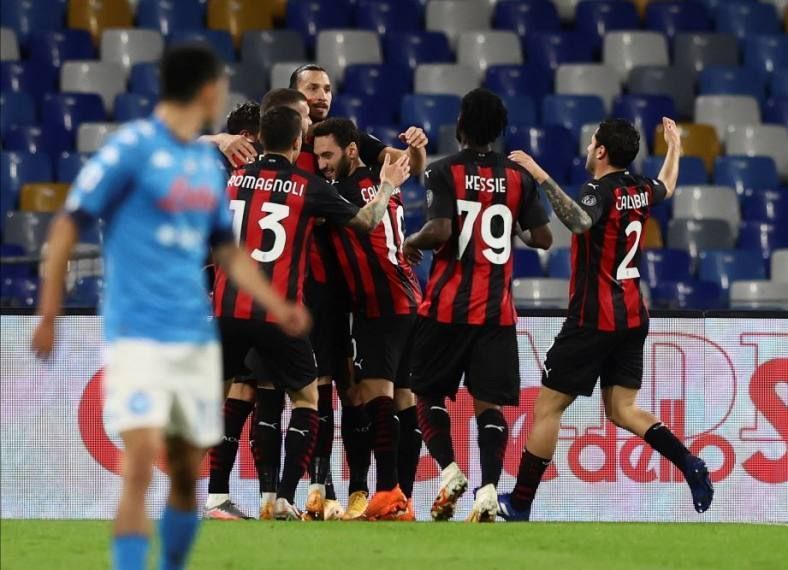 AC Milan won at Napoli for the first time in 10 years.