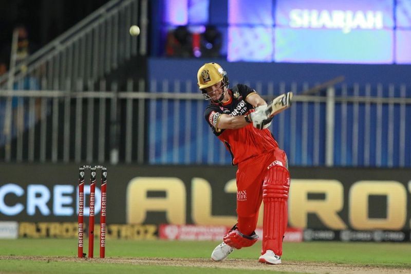 Chris Morris batting against KXIP [iplt20.com]