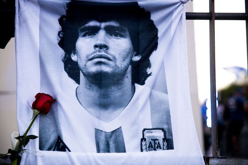 Argentinians Shocked By Sudden Death of Diego Maradona