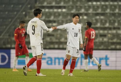 : Daichi Kamada of Japan and Takuma Asano of Japan 