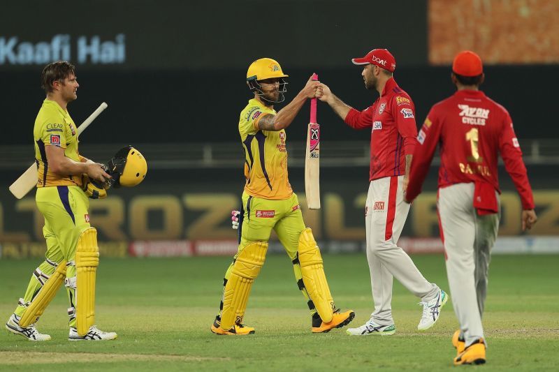 Shane Watson and Faf du Plessis after completing CSK's 10-wicket victory over KXIP at IPL 2020 [iplt20.com]