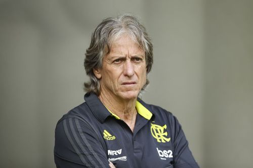 Jorge Jesus has dismissed transfer speculation about Darwin Nunez 