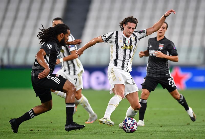 Adrien Rabiot (centre) in action for Juventus 