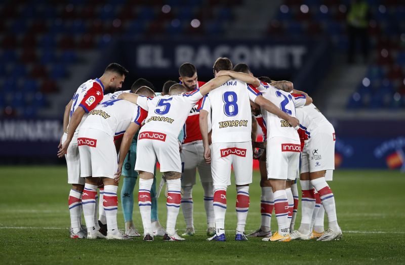 Deportivo Alaves take on Huesca this week