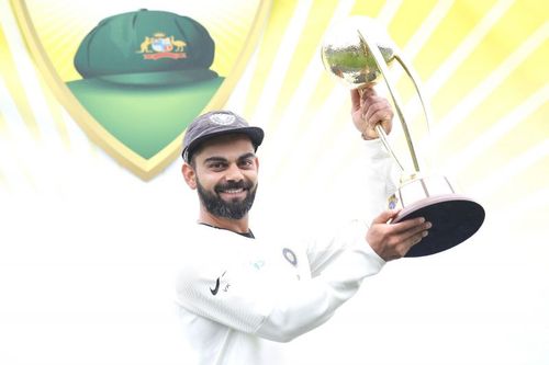 Virat Kohli with the 2018-19 Border-Gavaskar Trophy