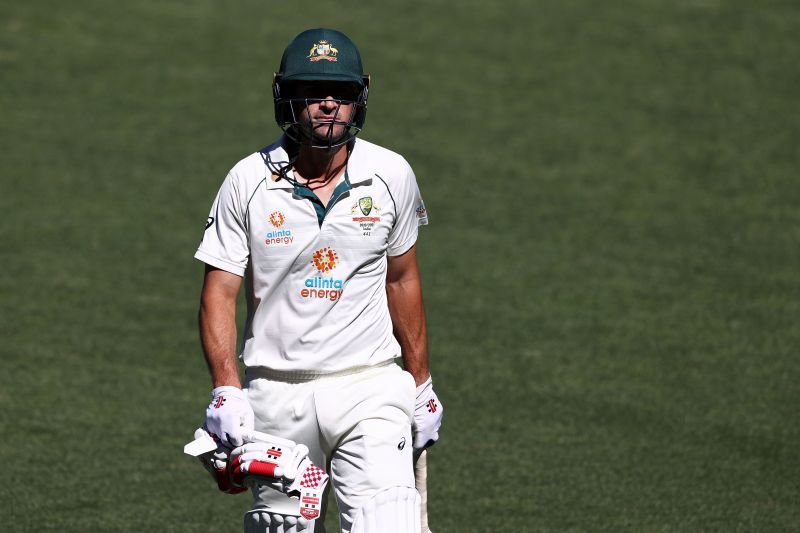 Ricky Ponting admitted that Burns was clearly struggling on Day 2.