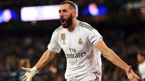 A Karim Benzema brace helped a stuttering Real Madrid top their group in the 2020-21 Champions League.