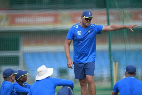 Jacques Kallis will be the England cricket team's special batting consultant for the Sri Lanka tour.