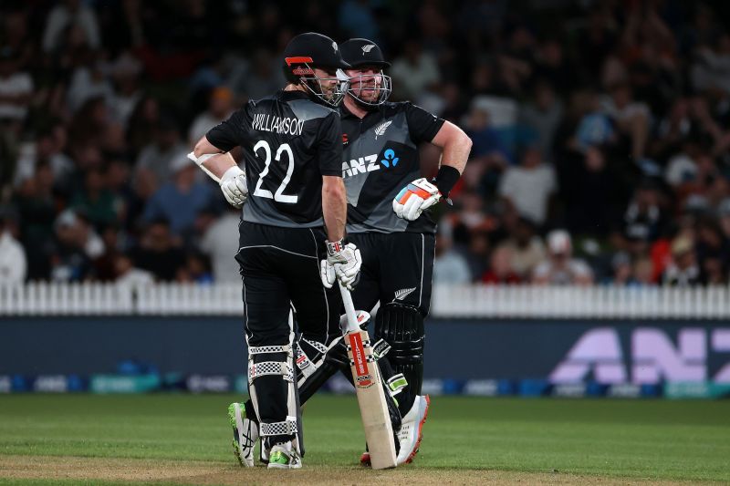 Tim Seifert and Kane Williamson helped New Zealand defeat Pakistan cricket team by nine wickets in Hamilton