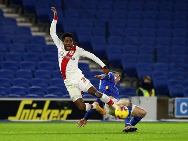 Walker-Peters(L) won the penalty for Southampton&#039;s winner.