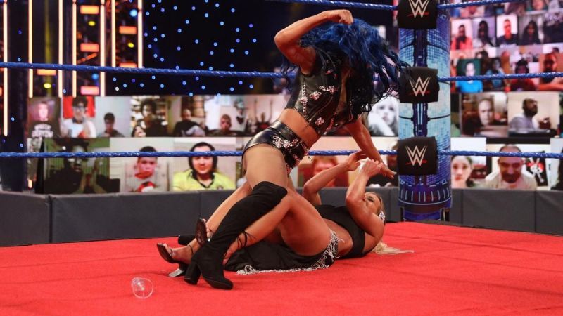 Sasha Banks deserves to retain her title
