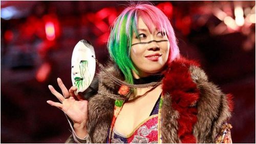 RAW Women's Champion Asuka