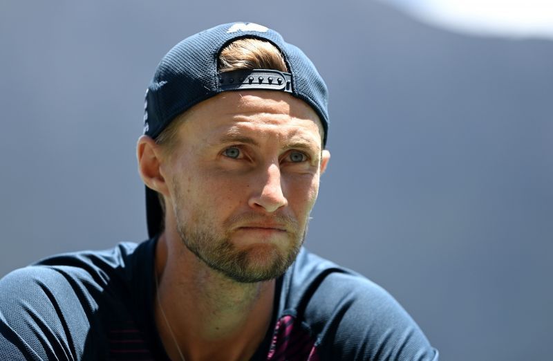 Monty Panesar wants a younger batsman to support Joe Root with aggressive batting in India.