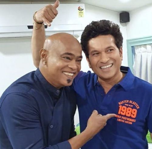 Sachin Tendulkar with Vinod Kambli. Pic: Sachin Tendulkar/ Twitter