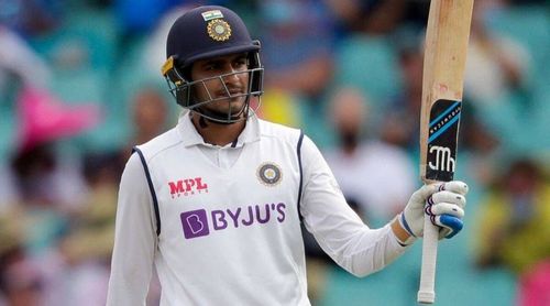 Shubman Gill celebrates after bringing up his Test fifty