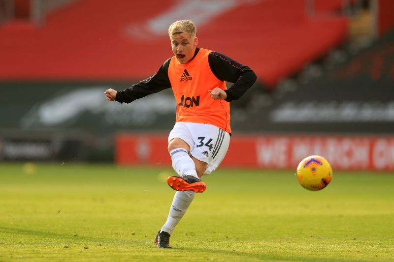 Solskjaer has backed van de Beek to play well against Liverpool