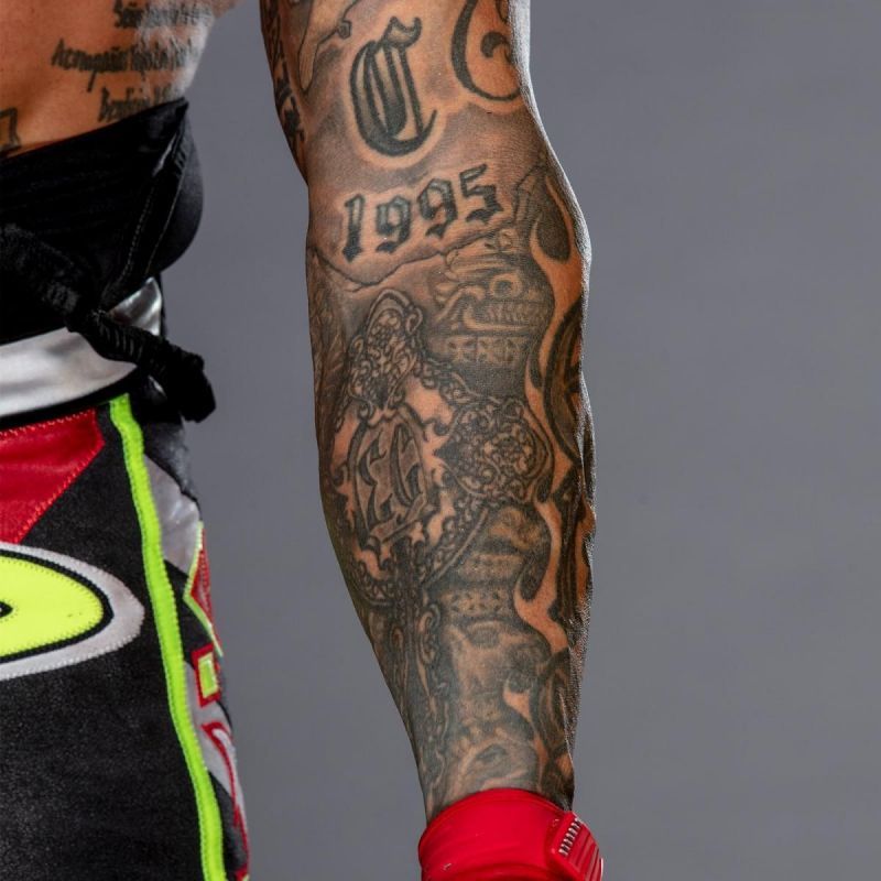 Rey&#039;s &#039;EG&#039; tattoo