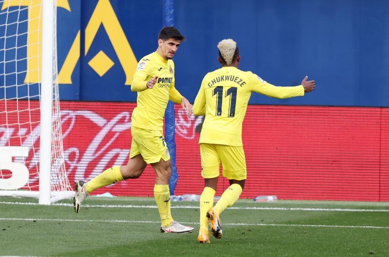 &nbsp;Gerard Moreno celebrates with Samuel Chukwueze after scoring Villarreal&#039;s second goal against Levante