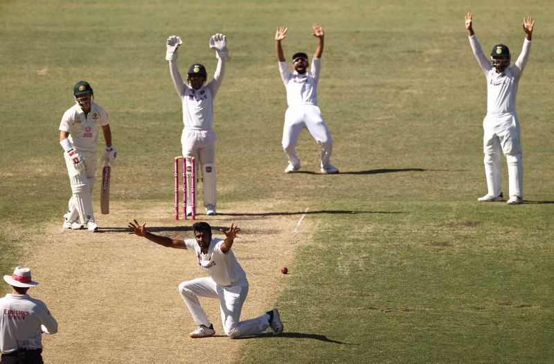 R Ashwin made life difficult for Australia&#039;s batsmen