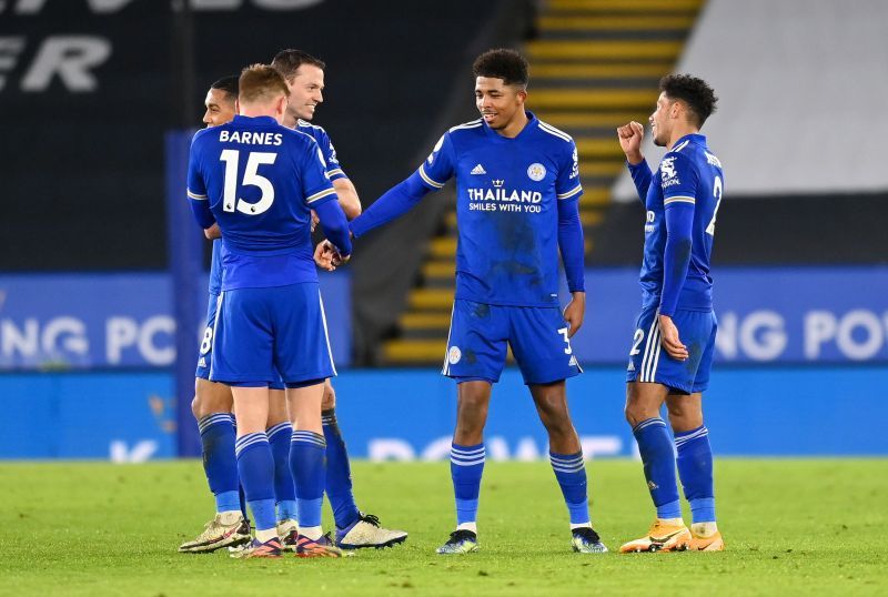 Leicester City moved to the top of the Premier League table with a 2-0 win over Chelsea.