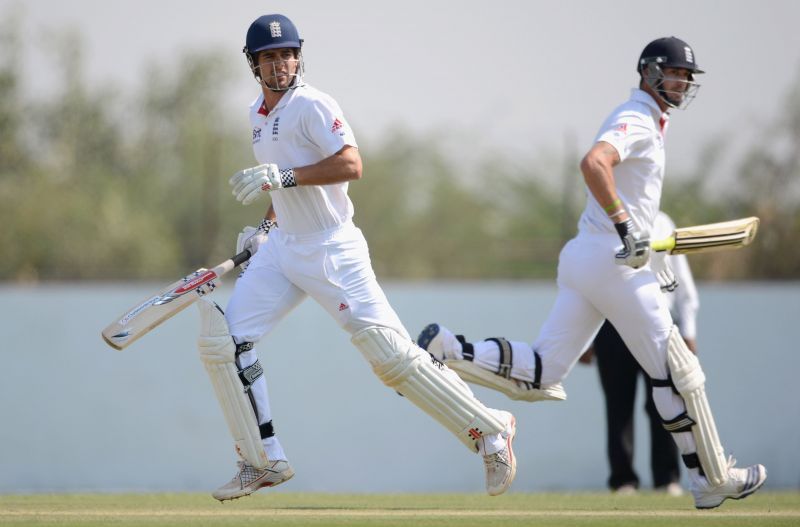 Sir Alastair Cook (L) and Kevin Pietersen were hugely influential in England's previous Indian conequest