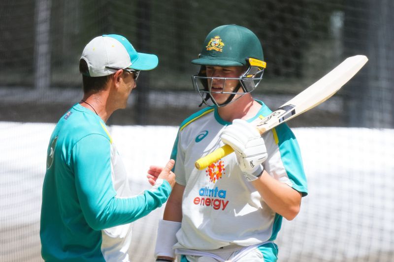 Marcus Harris (right) will replace his Victorian teammate Will Pucovski for the final Test.