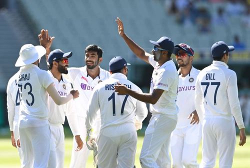 India won the second Test against Australia to level the series