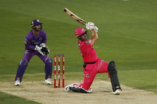 Action from the BBL game between Hobart Hurricanes and Sydney Sixers