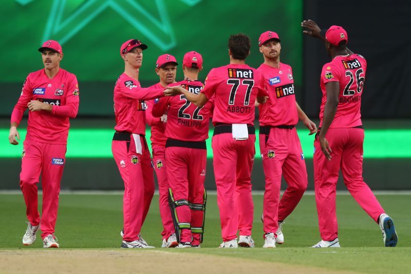 The Sydney Sixers will aim for a second successive BBL title