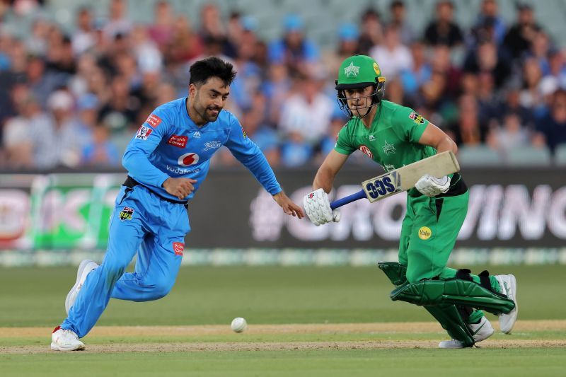 Action from the BBL game between Adelaide Strikers &amp; Melbourne Stars