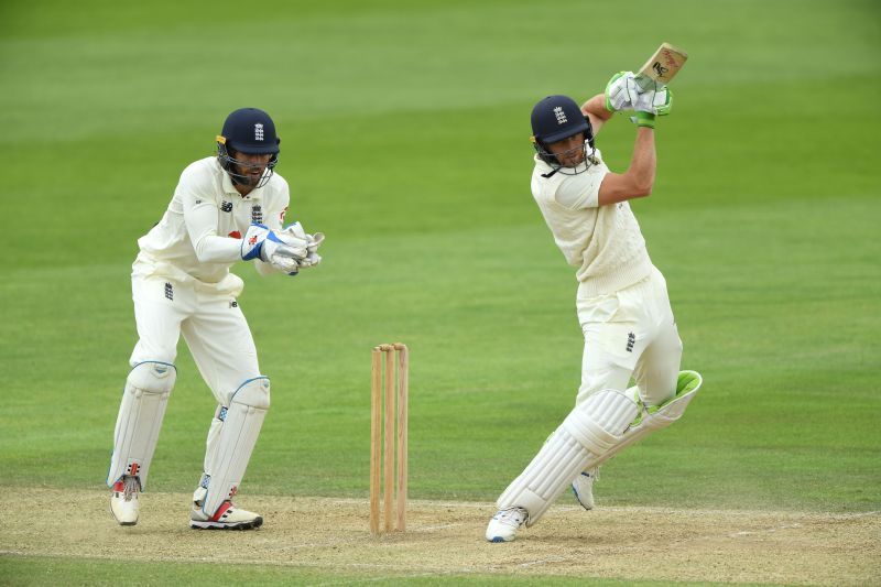 Ben Foakes (left) & Jos Buttler (right)