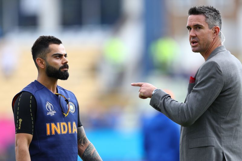 Virat Kohli (L) and Kevin Pietersen