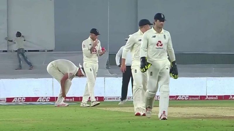 Ben Stokes seen applying saliva on the ball. Pic: Twiter