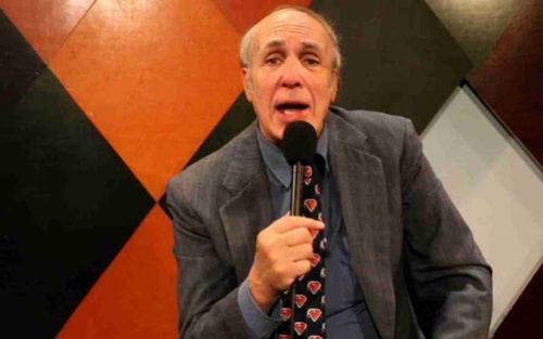 Longtime writer and photojournalist Bill Apter has become known as the 'dean of pro wrestling reporters'