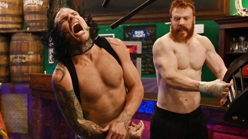 Jeff Hardy vs. Sheamus &ndash; Bar Fight