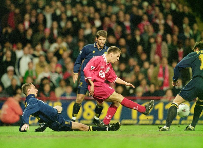 Michael Owen (in pink) won the Ballon d'Or award in 2001.