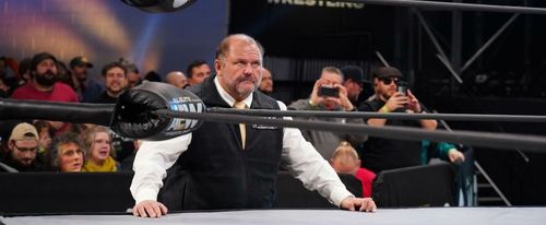 Arn Anderson couldn't help but notice that WWE left him out of the discussion for best Spinebuster today on Twitter.