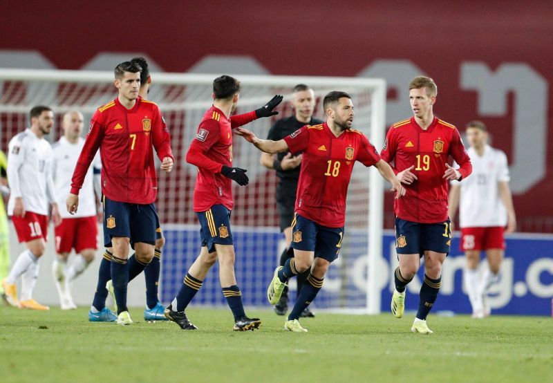 Spain make a great escape in Georgia to win their first qualifying game of the campaign