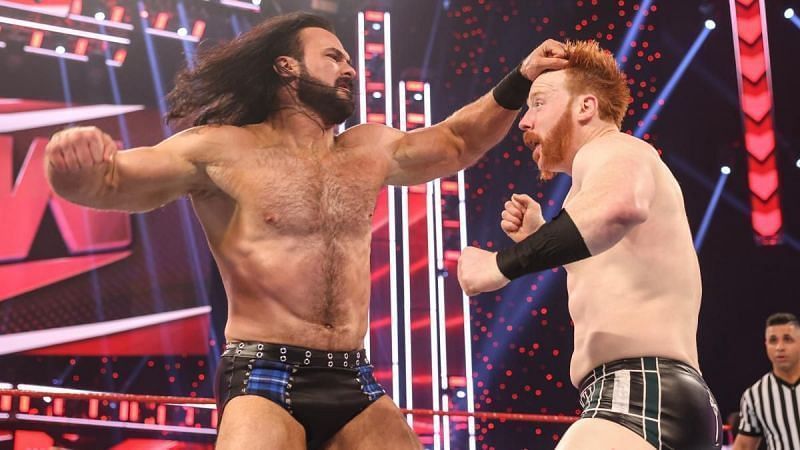 ड्रू मैकइंटायर(Drew McIntyre) और शेमस(Sheamus) के बीच हुआ खतरनाक मैच 