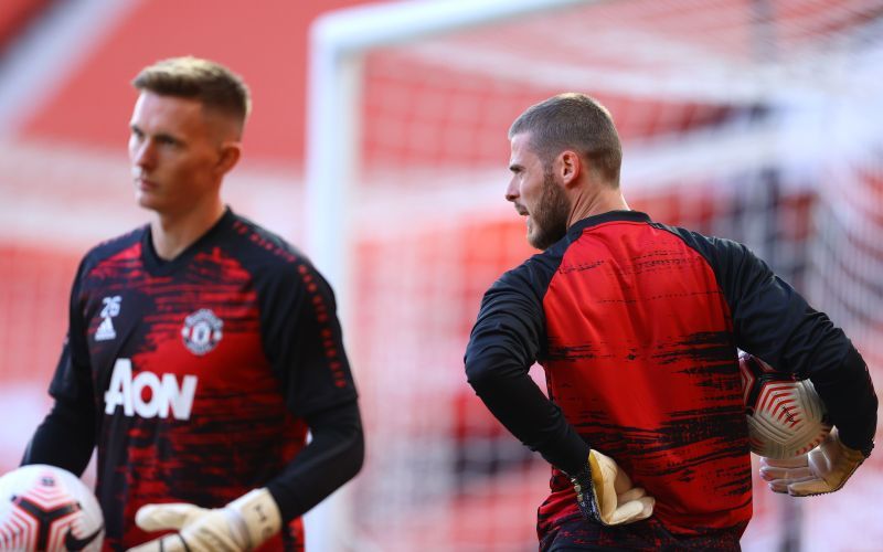 Dean Henderson (L) and David de Gea